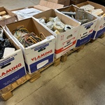 5x Doos elektronica w.o. WiFi netwerk kabels