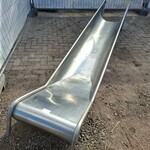 Metalen glijbaan