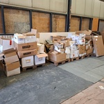 5x pallet Met divers zonnepaneel montagemateriaal