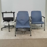 3x Bezoekersstoel en 1x bureaustoel in onderdelen