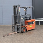 Heftruck Nissan, GM01-16LU, bouwjaar 2000