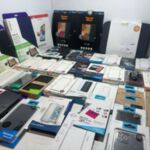 Partij accessoires voor smartphones en tablets, 47 stuks