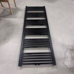 Designradiator WB, Midden-aansluting, zwart