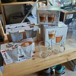 Latte macchiato en thee glazen
