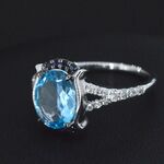 Witgouden ring met diamanten en mooie edelstenen