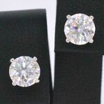 Witgouden solitaire oorbellen met briljanten van 2.00 carat