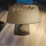 “Bliede” tafel, zwart
