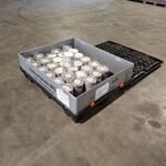 Ca. 25x 2.5 liter blikken verf inclusief palletbox, B & Q Colors, Wit