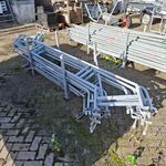 Ca. 13x Bordestrap leuning, Layher, Allround | 257 cm, in transportbok