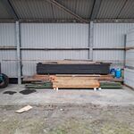 Partij diverse houten planken en balken