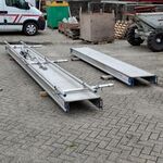 2x Loopvloer met diverse toebehoren, Skyworks