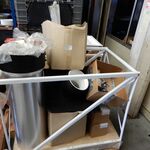 Palletkooi met Diverse restanten toebehoren rookgas/luchtafvoer, Burge