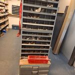 4x Magazijnstelling met installatiemateriaal