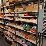 Partij installatiemateriaal in 2mtr stelling