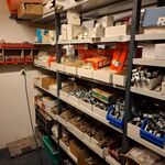 Partij installatiemateriaal in 2mtr stelling