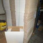 Ca. 220x Verzenddozen, dubbelgolf, wit, 48x23x35cm