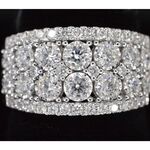 Witgouden pavering met diamanten