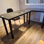 Behandeltafel voor o.a. manicure
