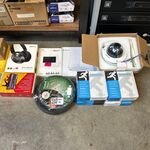 Partij elektronica, installatiematerialen en beveiligingsapparatuur W.