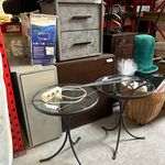 Partij meubelen en woonaccessoires