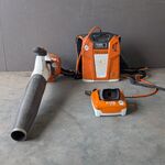 Ruggedragen Accu en Bladblazer, STIHL, AR3000L & BGA200