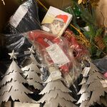 Ca. 157x Kerstdecoratie en -kleding, Ornamenten, Kersttruien, Kerstboo