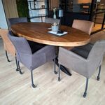 Ovale eetkamertafel met 6 stoelen