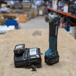 Accu-multitool, Makita, TM30D, incl. accu’s en acculader