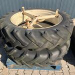 2x Trekkerbanden met velgen