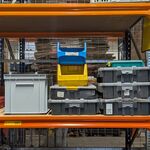 Opslagbakken, stapelbakken en assortimentskoffers