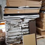 Partij akoestische panelen en stalen