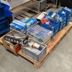 Partij divers kantoor- en installatiemateriaal