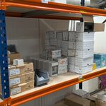 Partij divers elektrotechnisch installatiemateriaal