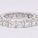 Witgouden alliance ring met diamanten