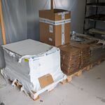 3x Pallet met verpakkingsdozen