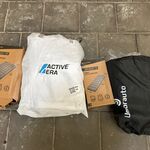4x Camping artikelen w.o. luchtbedden
