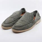 Paar instappers, maat 42, Loro Piana, J 56006