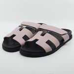 Paar sandalen, maat 40, Hermès, FR1 222299Z 40 2409