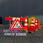Partij verkeersborden- en kegels