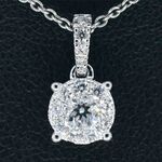 Witgouden entourage hanger met briljant geslepen diamanten, excl. kett