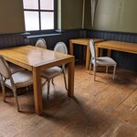 7x Restaurant table with 18x chair