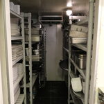 Batch of various catering accessories