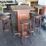 Bar table with 6x bar stool