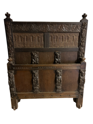 Antiek houten bed bouwjaar 18e eeuw