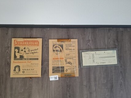 3x Nostalgische krantenknipsel