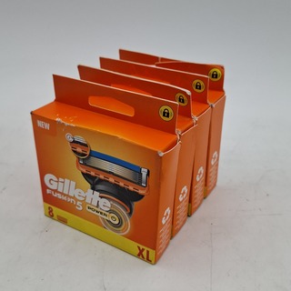 4x Pak a 8x scheermes, Gillette, Fusion 5 Power