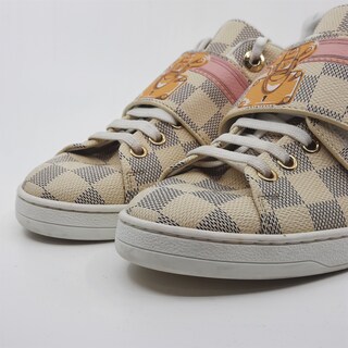 Paar schoenen, maat 36, Louis Vuitton, MS 0138