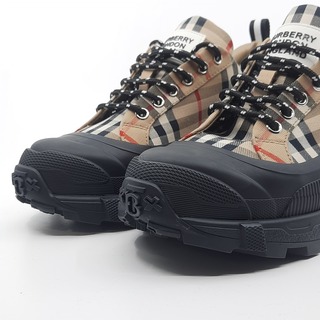 Paar schoenen, maat 36,5, Burberry