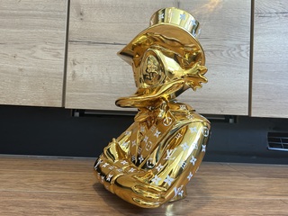 Dagobert Duck beeld, Lior24, Goud