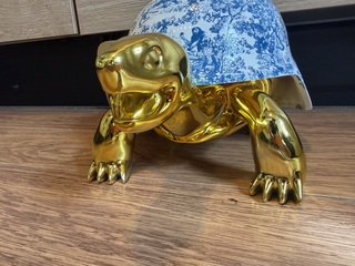 Schildpad beeld “Dior”, Lior24, Blauw
